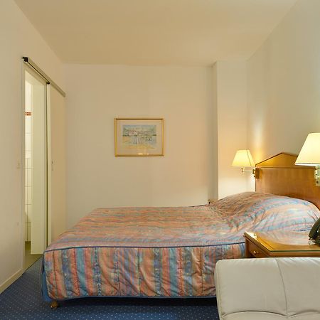 Aparthotel Hine Adon Fribourg Luaran gambar