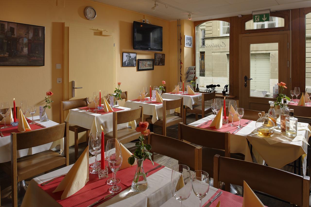 Aparthotel Hine Adon Fribourg Luaran gambar