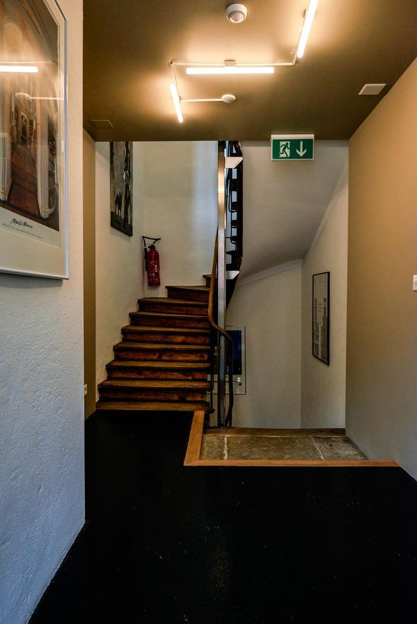Aparthotel Hine Adon Fribourg Luaran gambar