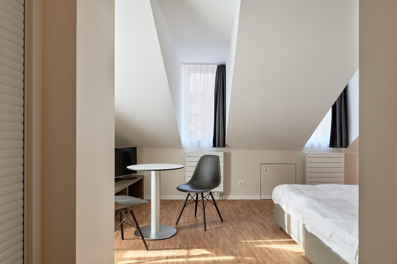Aparthotel Hine Adon Fribourg Luaran gambar