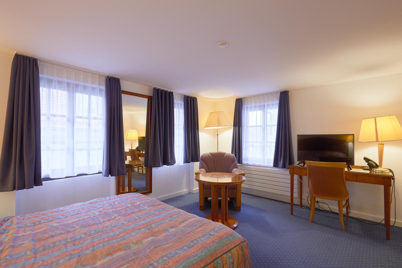 Aparthotel Hine Adon Fribourg Luaran gambar