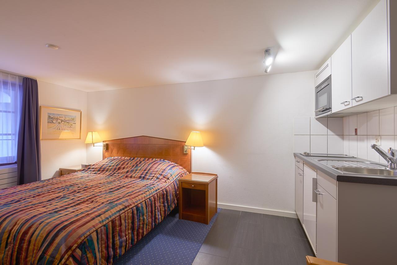 Aparthotel Hine Adon Fribourg Luaran gambar