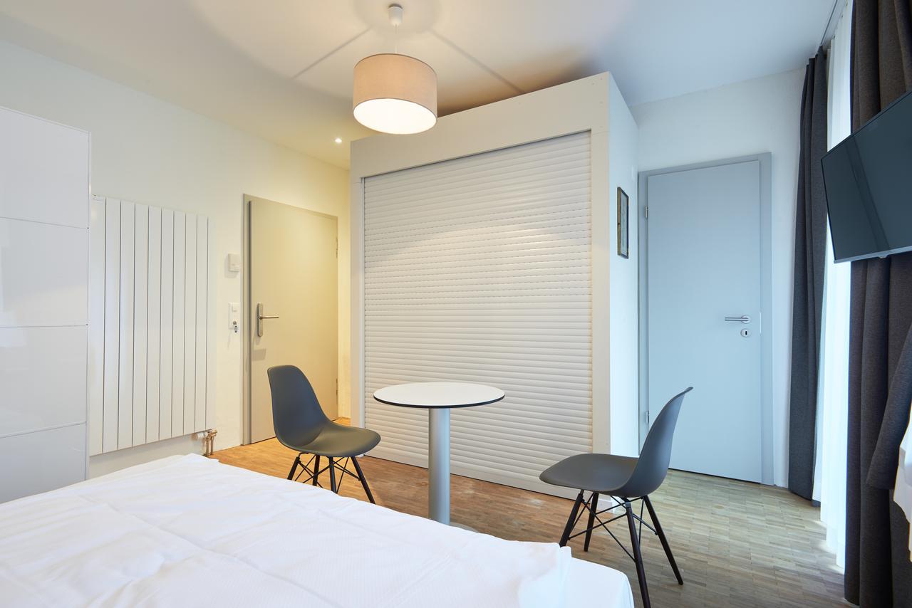 Aparthotel Hine Adon Fribourg Luaran gambar