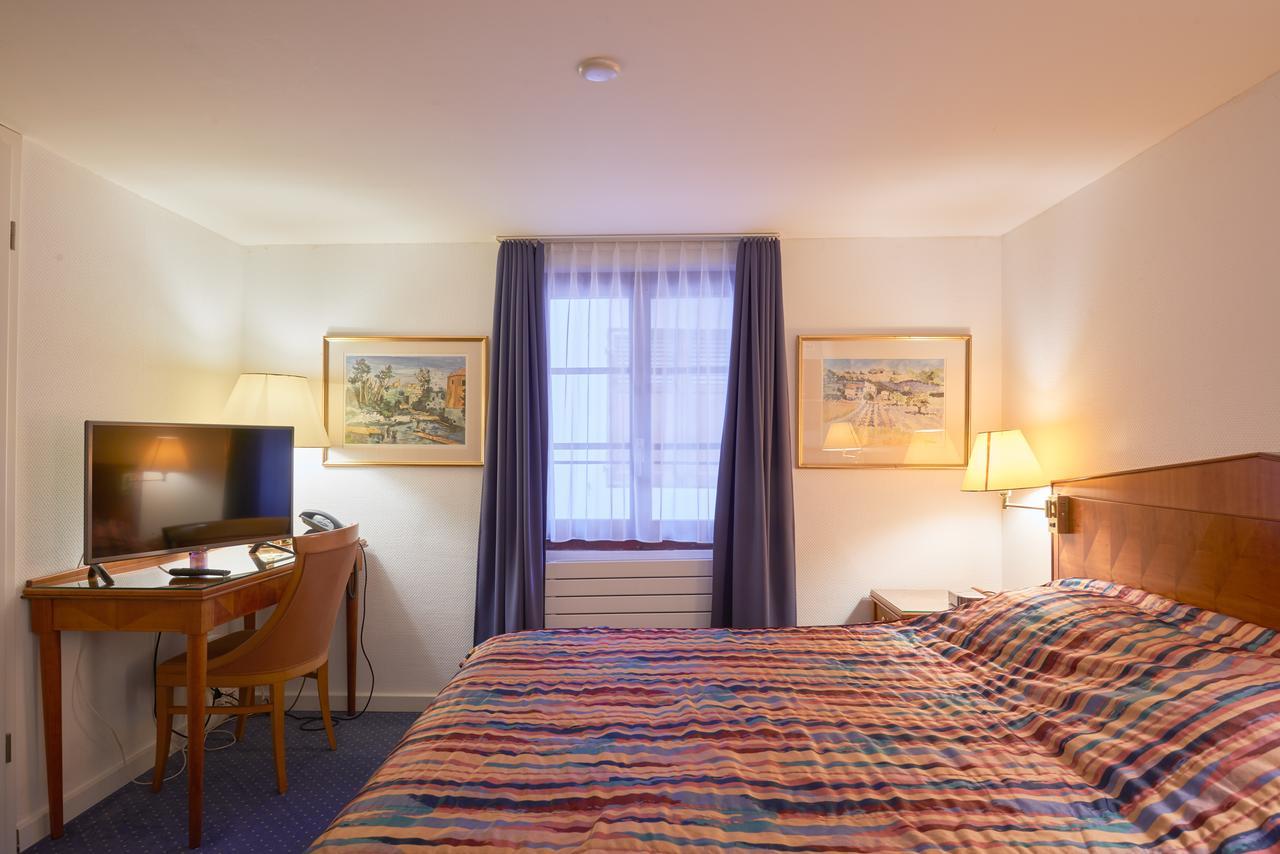 Aparthotel Hine Adon Fribourg Luaran gambar